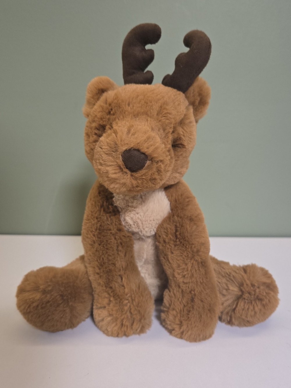 Jellycat Remi Reindeer Medium Plush Retired Rare – Perfect Condition